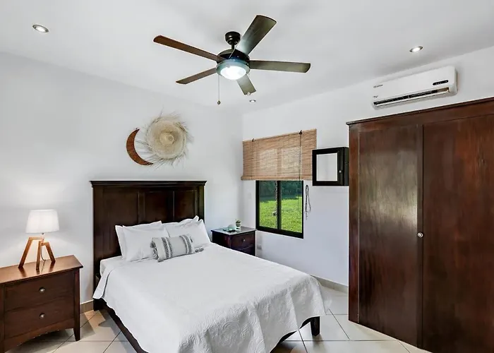 Luxury 4br House With Private Pool Next To The 5 Nights Minimum *